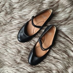 Women's Dansko Brown Mary Jane Flats Shoes Sz 6.5